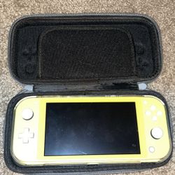  Nintendo Switch Lite 