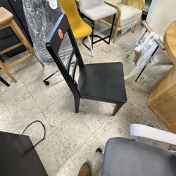 Chairs! Chairs! Chairs!