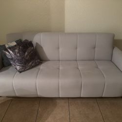 Comfortable Couch – Clean – Excellent Condition!
