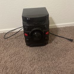 Lg Stereo System   Look At The Description