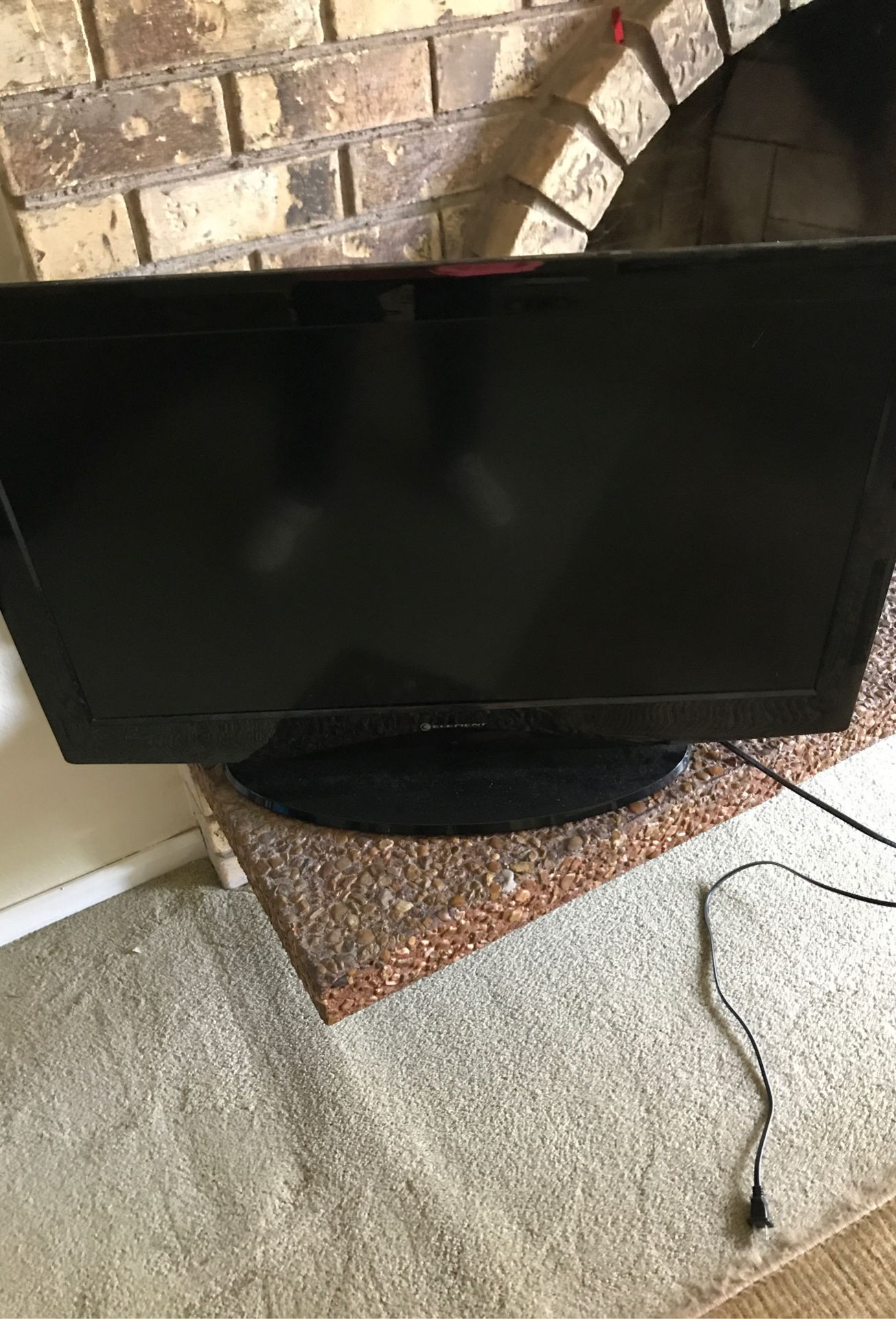 32 inch working TV