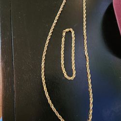Gold Necklace and Bracelet Set