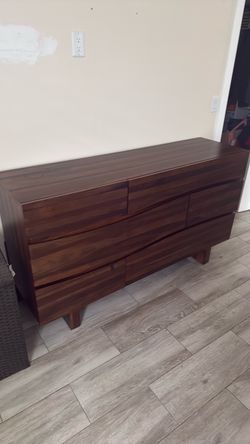 Dark Walnut 6-Drawer Dresser