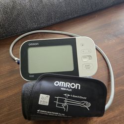OMRON Blood Pressure Machine 