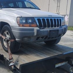 2000 JEEP GRAND CHEROKEE FOR PARTS ONLY 