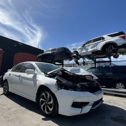 Parts Piezas 2013 2017 Honda Accord 3.5 V6 Engine Transmission Rack Pinion Alternator Starter ABS Pump Radar Camera Front Rear Door Puerta Rims Fender