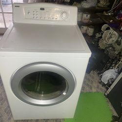 Clean working Kenmore dryer delivered installed & 3 month guarantee