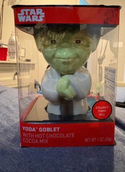 Star Wars Yoda Goblet with 1 OZ Hot Chocolate Cocoa Mix