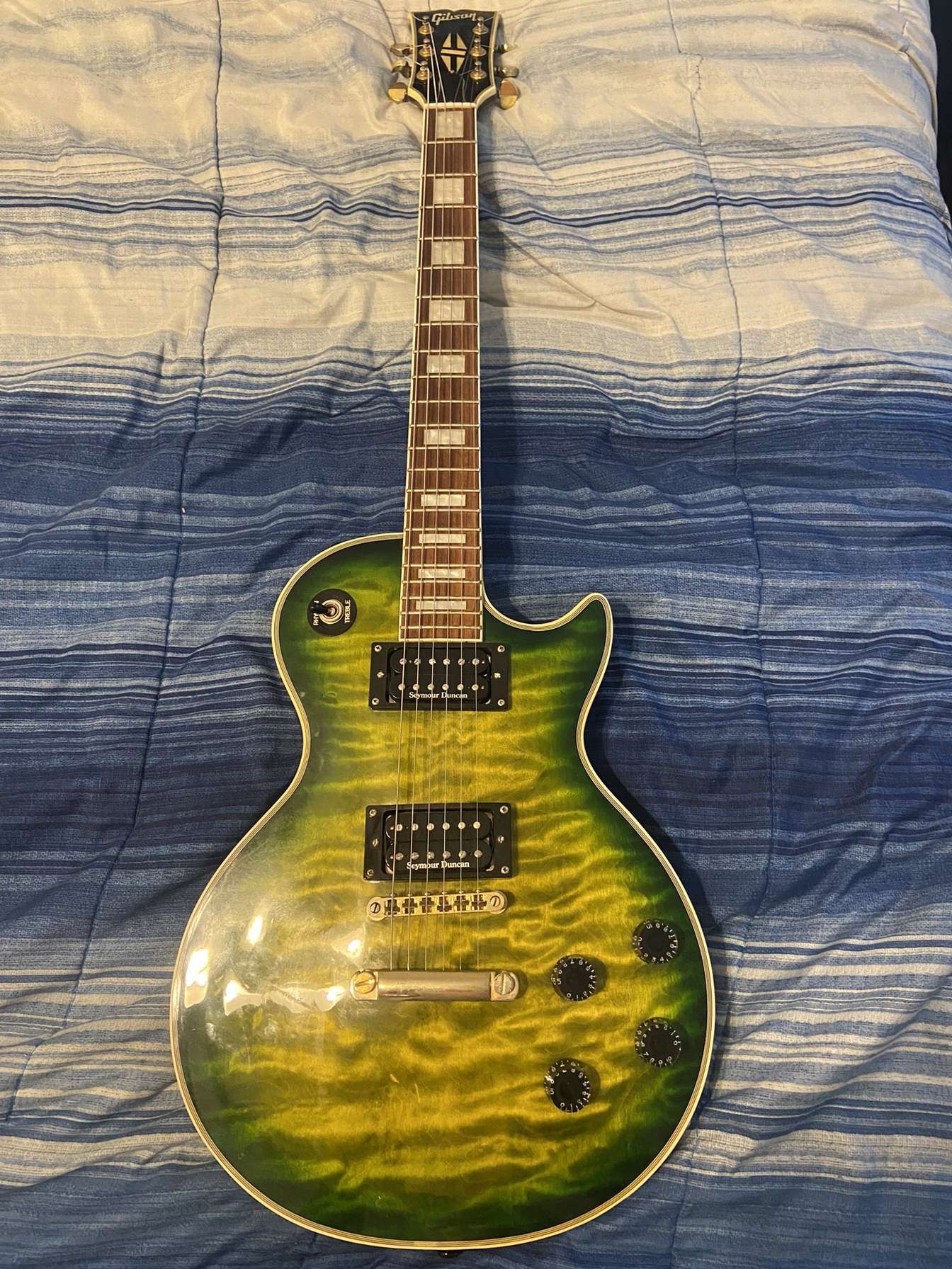 Gibson Les Paul (Chinese Made)
