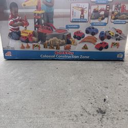 American Plastic Toys Build & Play Colossal Construction Zone (127-Piece Playset)