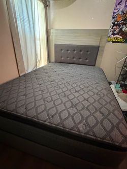 Bed with Mattress