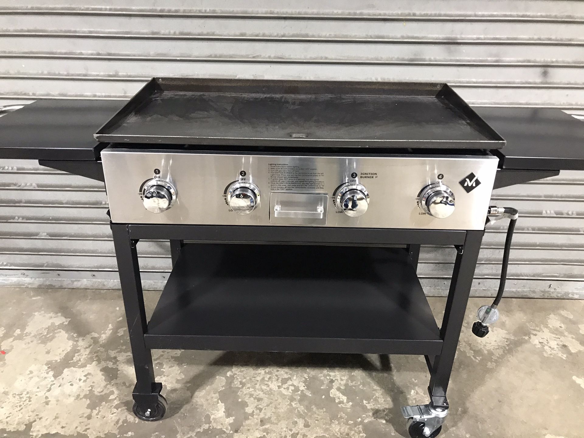Member's Mark 4 Burner Outdoor Gas Griddle for Sale in Spartanburg, SC