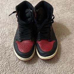 Retro Jordan Bred 1’s Size 7.5 