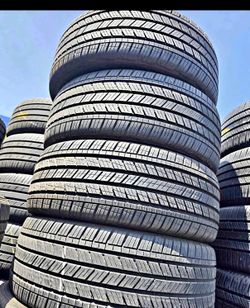 ♦️‼️225 50 R 18 Goodyear tires en perfectas condiciones de Vida
