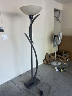 Standing Lamp 