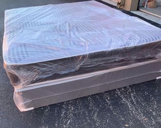 NEW TWIN SIDE MATTRESS AND BOX SPRING ALL NEW