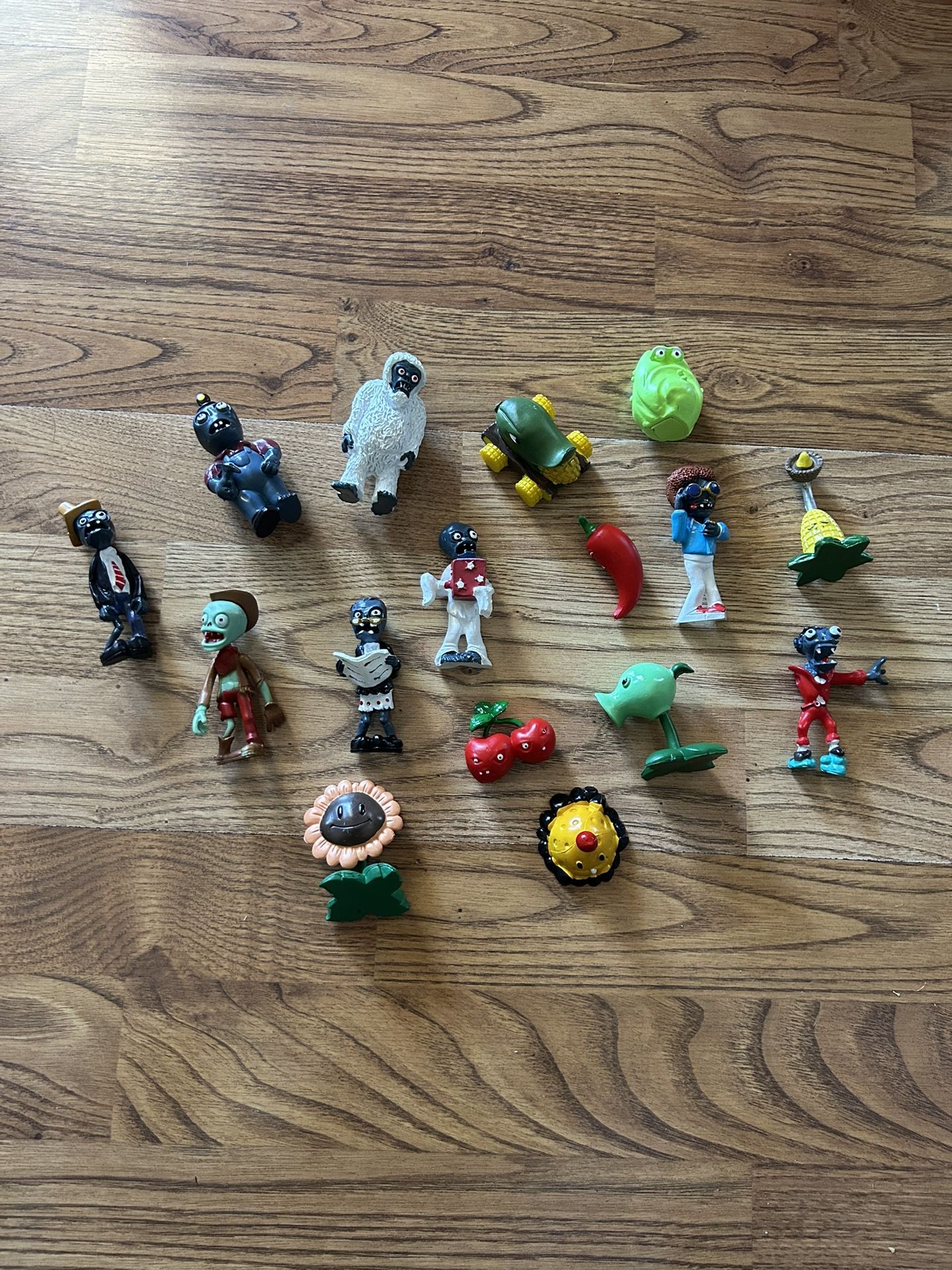Plants Vs Zombies Figurines Set