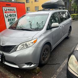 2011 Toyota Sienna