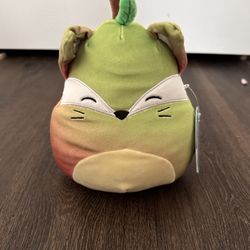 Squishmallows Fifi the Fox Pear Costume 8" Plush Stuffed Toy Doll, NEW w/ TAGS