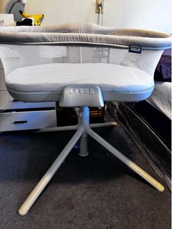 Halo bassinet
