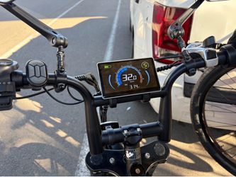 2 e-bikes almost new both 1200
