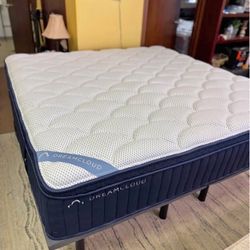 Dreamcloud Premier Hybrid King Mattress