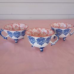 Joyye Blue and Red Patterned Footed Teacups - Set of 3