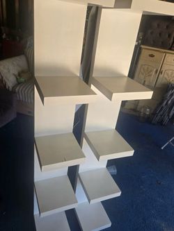 Vanity shelf’s