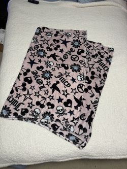 Juicy Couture Pink Skull Love Soft Throw Blanket 