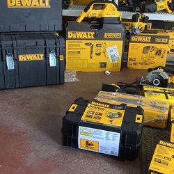 New tools, in good condition.  Prices vary, ranging from $90 to   $549 dollars.  There is a one month warranty , the money is not returned, only credi