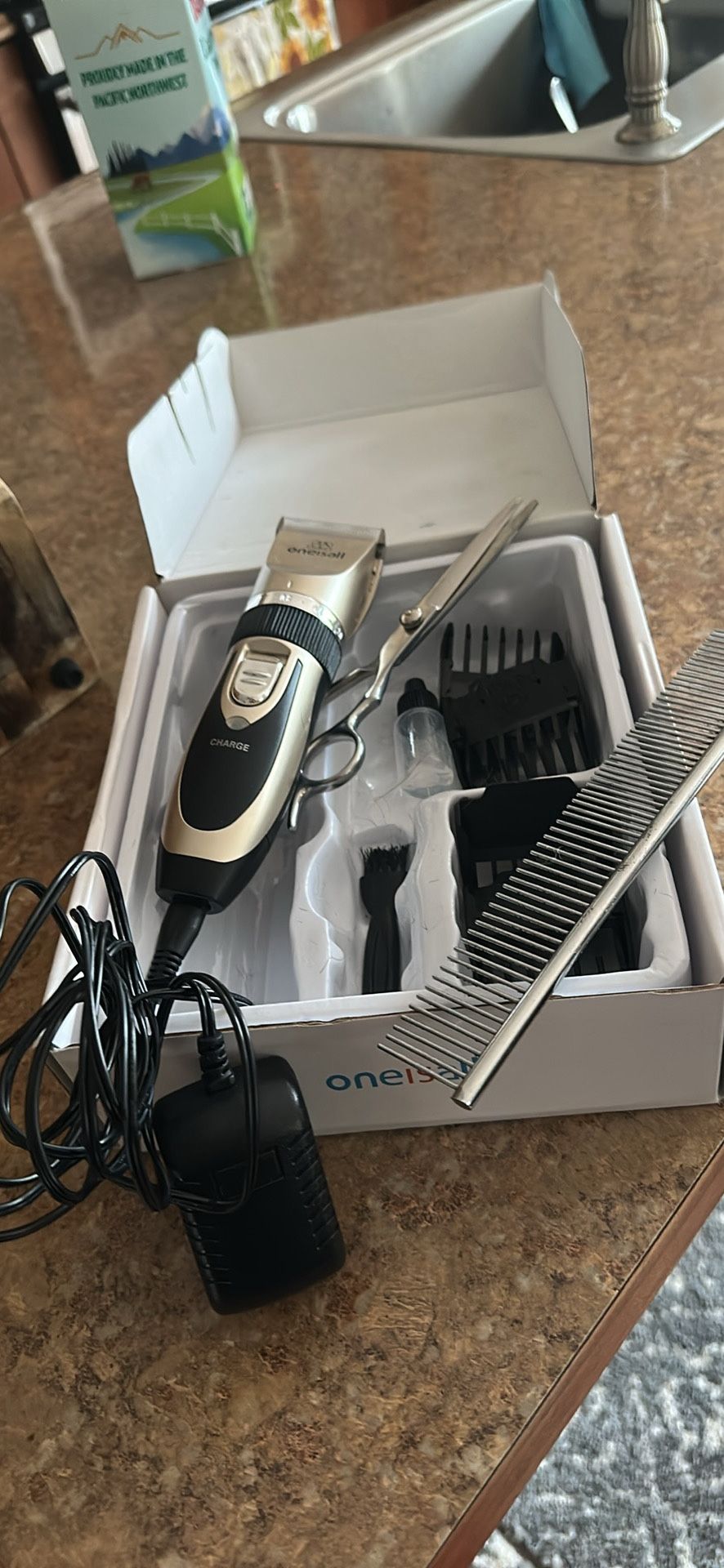 Oneisall Professional Per Electric Cordless Clipper