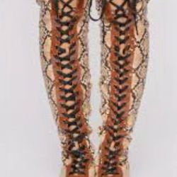 Gorgeous Faux Snake Skin Thigh High  Combat Boots  Size 8W