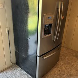 Whirlpool Gold Refrigerator