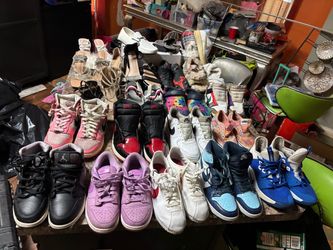 Mixed Sneaker Lot Nike Jordan Vans and More