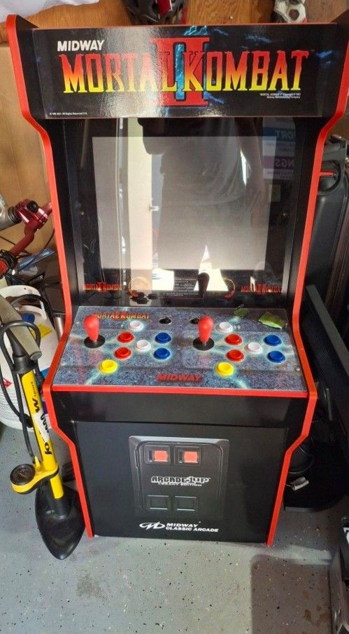 Two Player Mortal Combat 2 Arcade