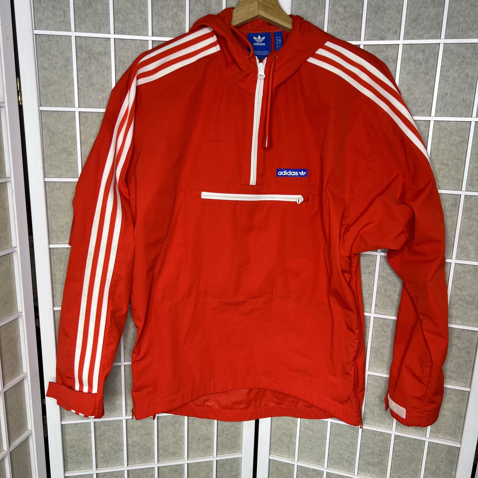 Adidas Originals Tennoji Windbreaker jacket Red size small Pullover anorak Smock.