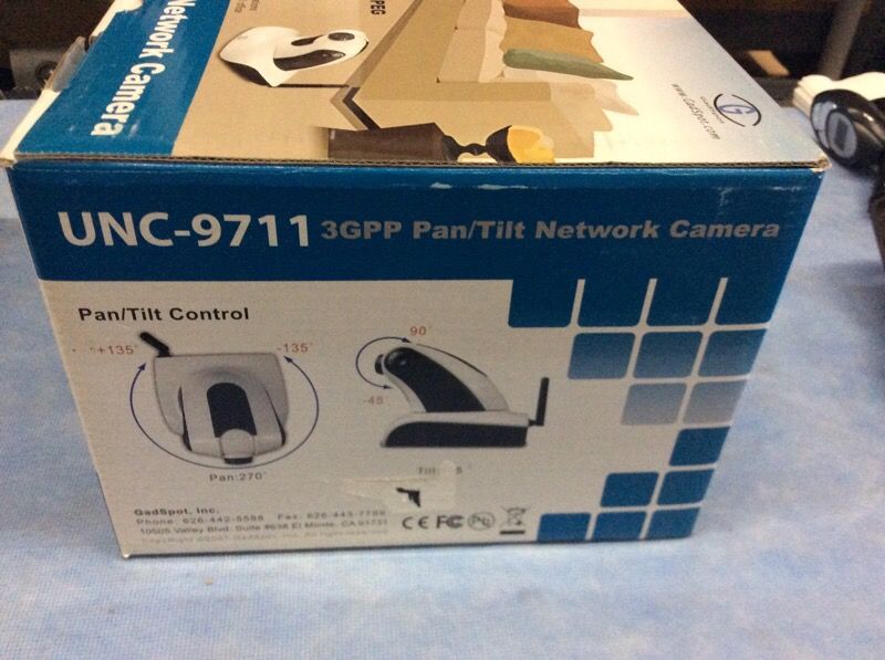 Gadspot UNC 9711 3GPP Pan/tilt Network Camera MPEG 4 PT IP CAM Wireless ( Lot of 2 ) Electronics & Media