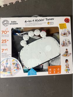 Lil einsteins kickin tunes baby mat