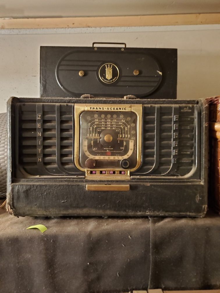 Trans-Oceanic Zenith radio for Sale in Vista, CA - OfferUp