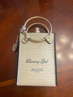 C343 Runway Girl Maison Asrar Handbag Charm Accessory
