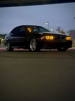 BMW 2001 e39 540i