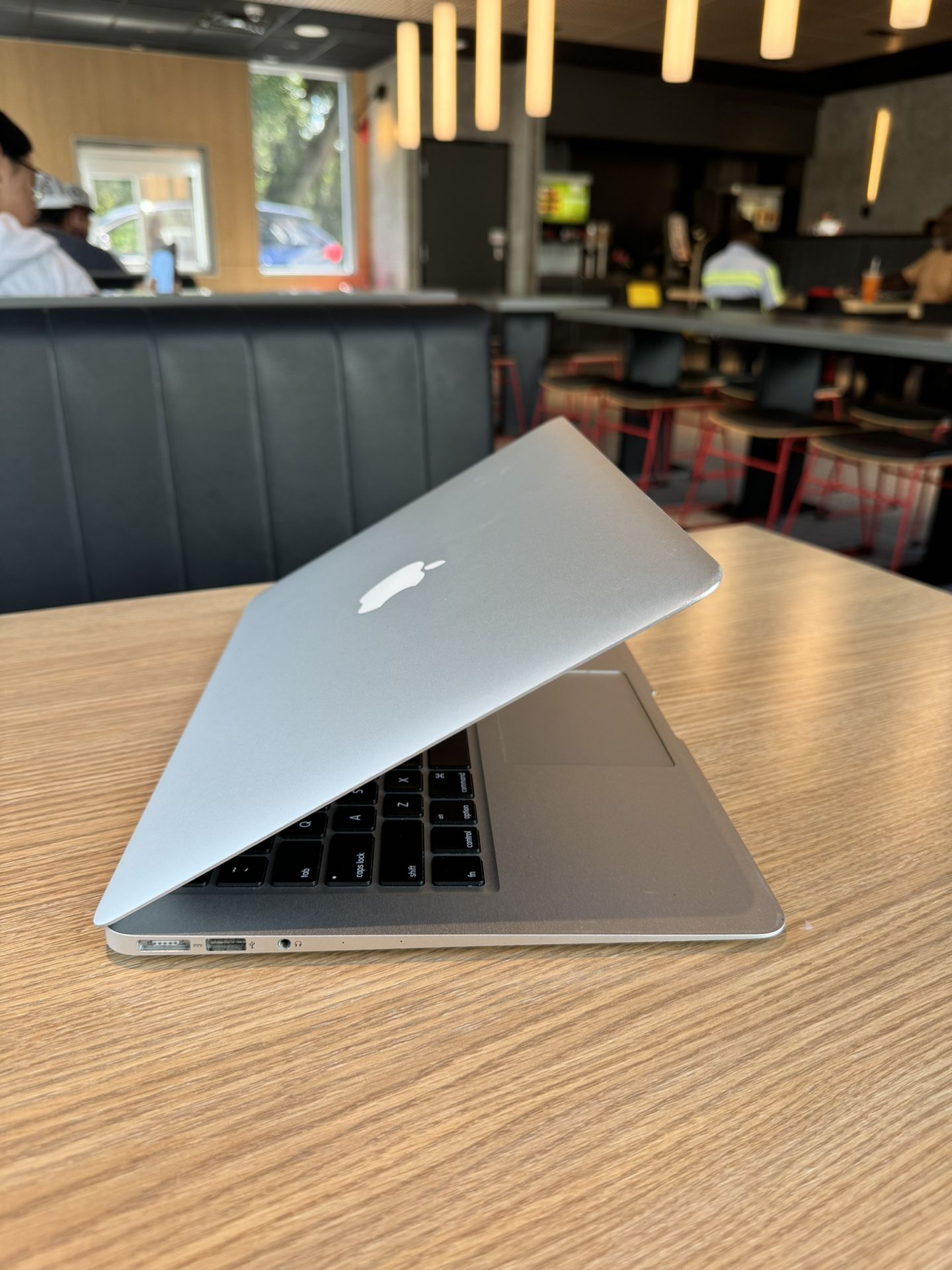 MACBOOK AIR 13inch, 2015