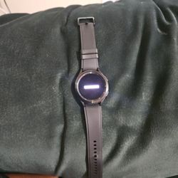 Samsung Galaxy Watch4 Classic! Unlocked 