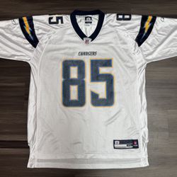 Reebok San Diego Chargers Antonio Gates #85 NFL Away Equipment Jersey Men’s XL  100% authentic. Good condition, lightly worn.   The product is a Reebo