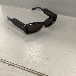 Gucci GG1528S Women’s Sunglasses 