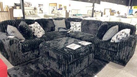 Oversized Ashley fluffy sectional