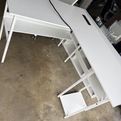 Desk And Chair 