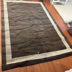 Area rug
