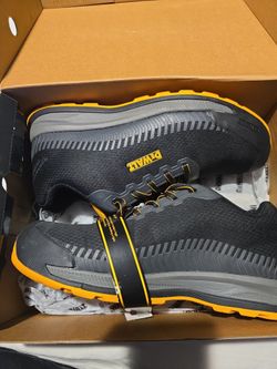 Dewalt shoes