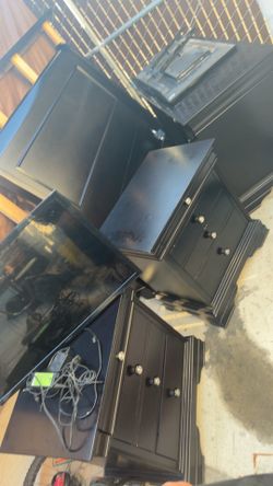 Bedroom set